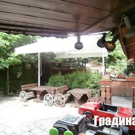 Megdana Hotel 2*