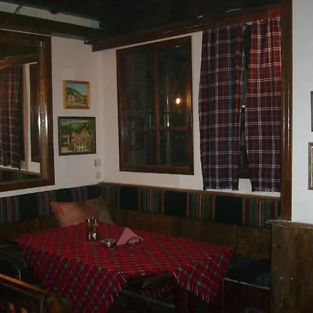 Megdana Hotel 2*